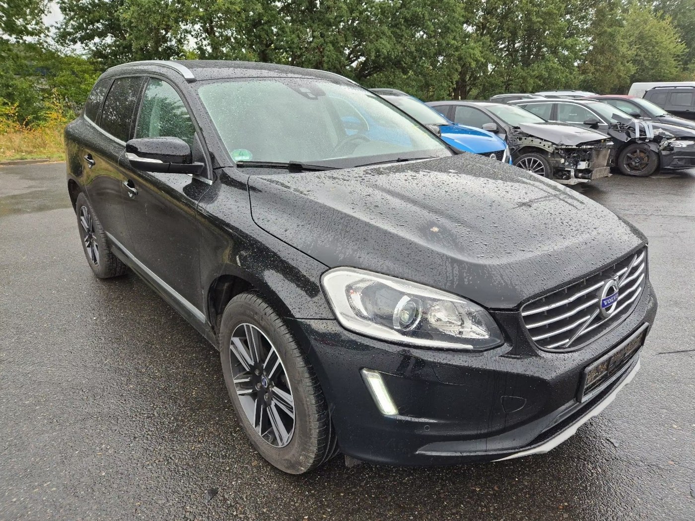 Volvo XC60 D4 Summum aus unserem Fahrzeugbestand